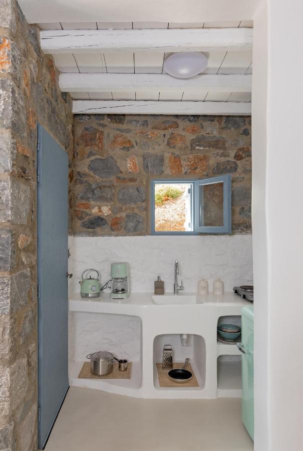 Nisides Suites Livadi  Esterno foto